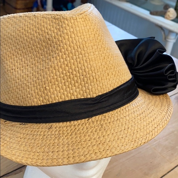Pugs Gear Straw Fedora with Black Band & Bow - Picture 8 of 8